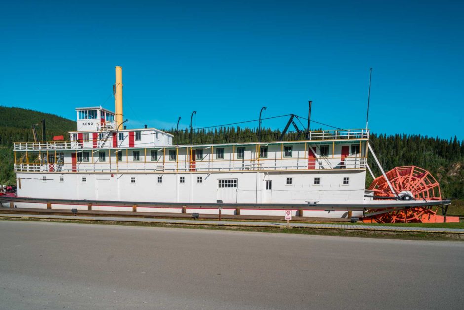 paddleboat on the yukon river