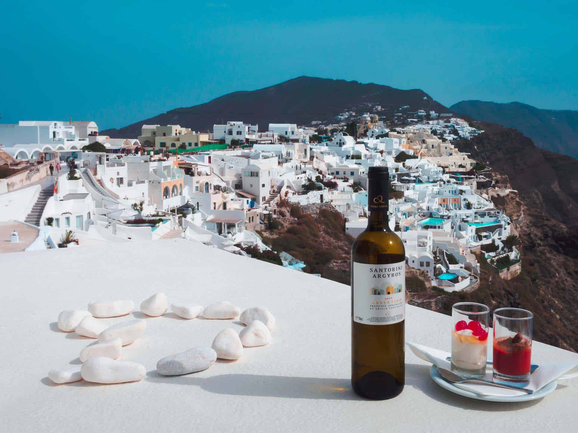 places in santorini wineries