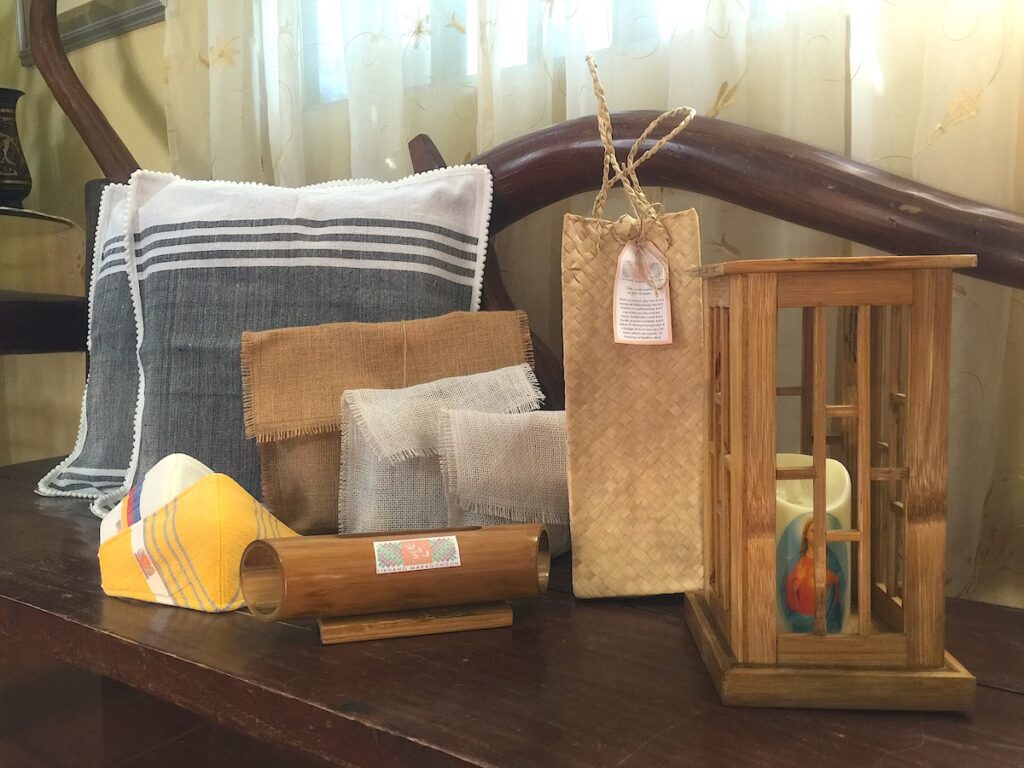 Likhang Maragondon’s variety of handwoven and handcrafted local products