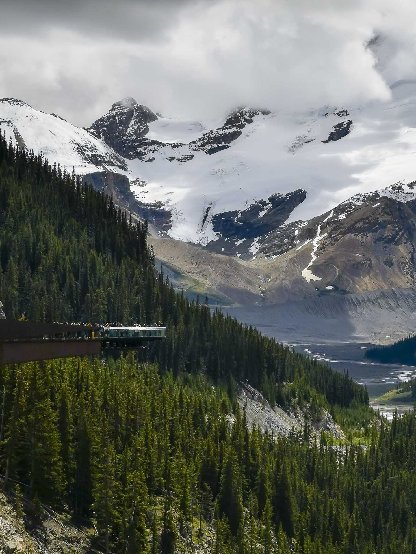 glacier skywalk alberta banff to jasper