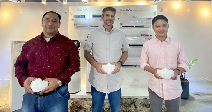 L-R: LGEPH Senior Product Manager Mr. Mayer Mendoza, LGEPH Brand Ambassador James Deakin, and LGEPH Product Manager Mr. Jave Enriquez