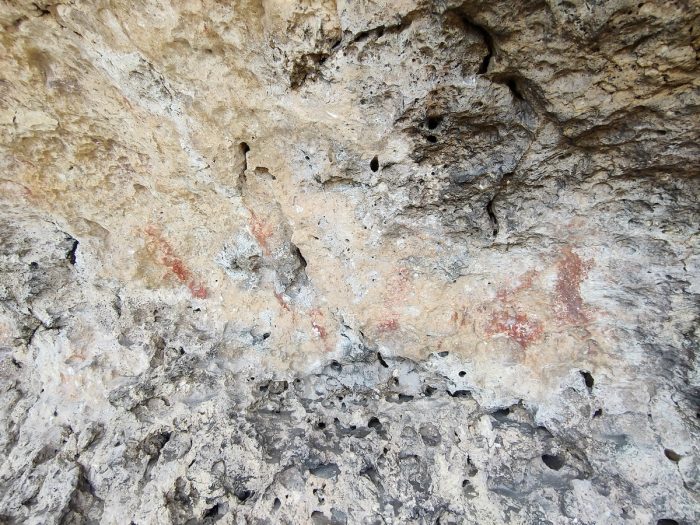 Hematite paintings in Lamanoc Island