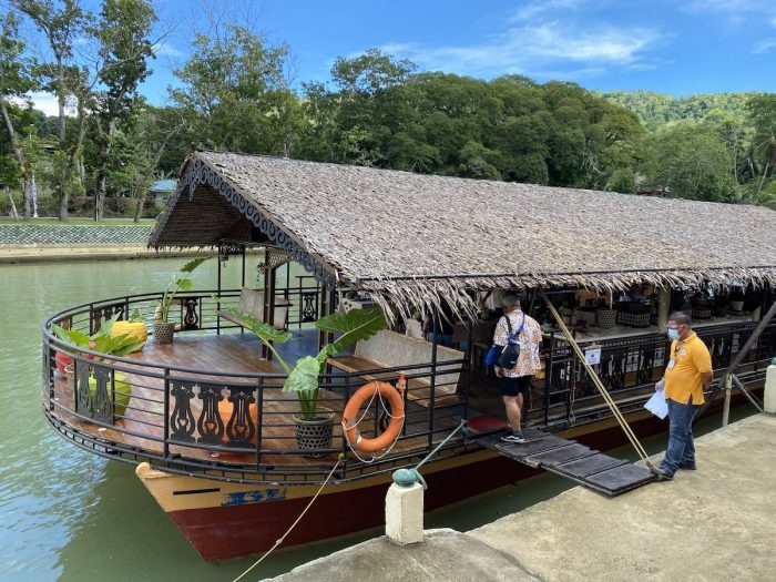 Loboc Floating Restaurant