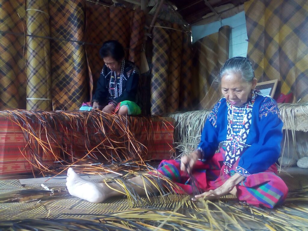 Gawad sa Manlilikha ng Bayan Bai Estelita Bantilan by BLS