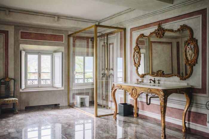 Lake Como View Suite Bathroom Villa Balbiano