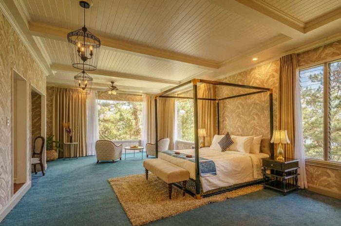 Rise-and-shine in this spacious Master Bedroom perfectly designed to provide a comfortable rest for VIPs.