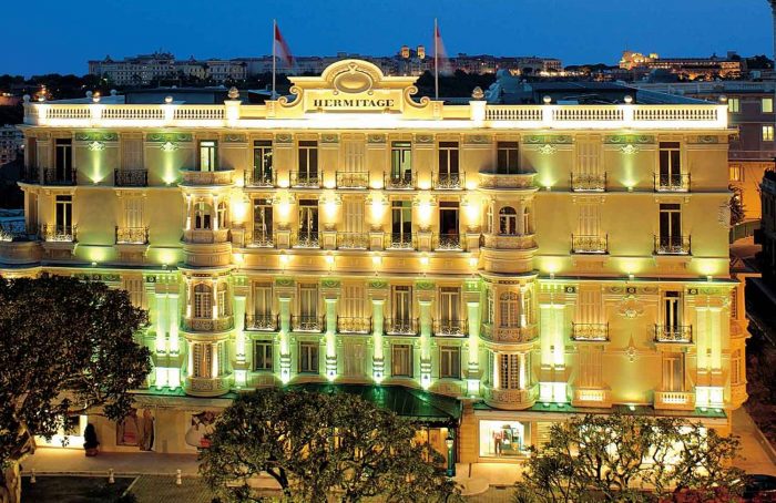 Facade of Hotel Hermitage in Monaco by Roderick Eime via Wikipedia CC.jpg