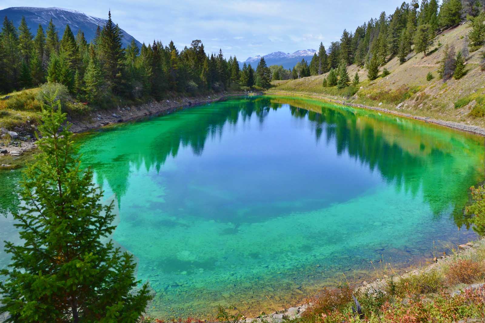 Best things to do in Jasper Valley of the 5 lakes hike