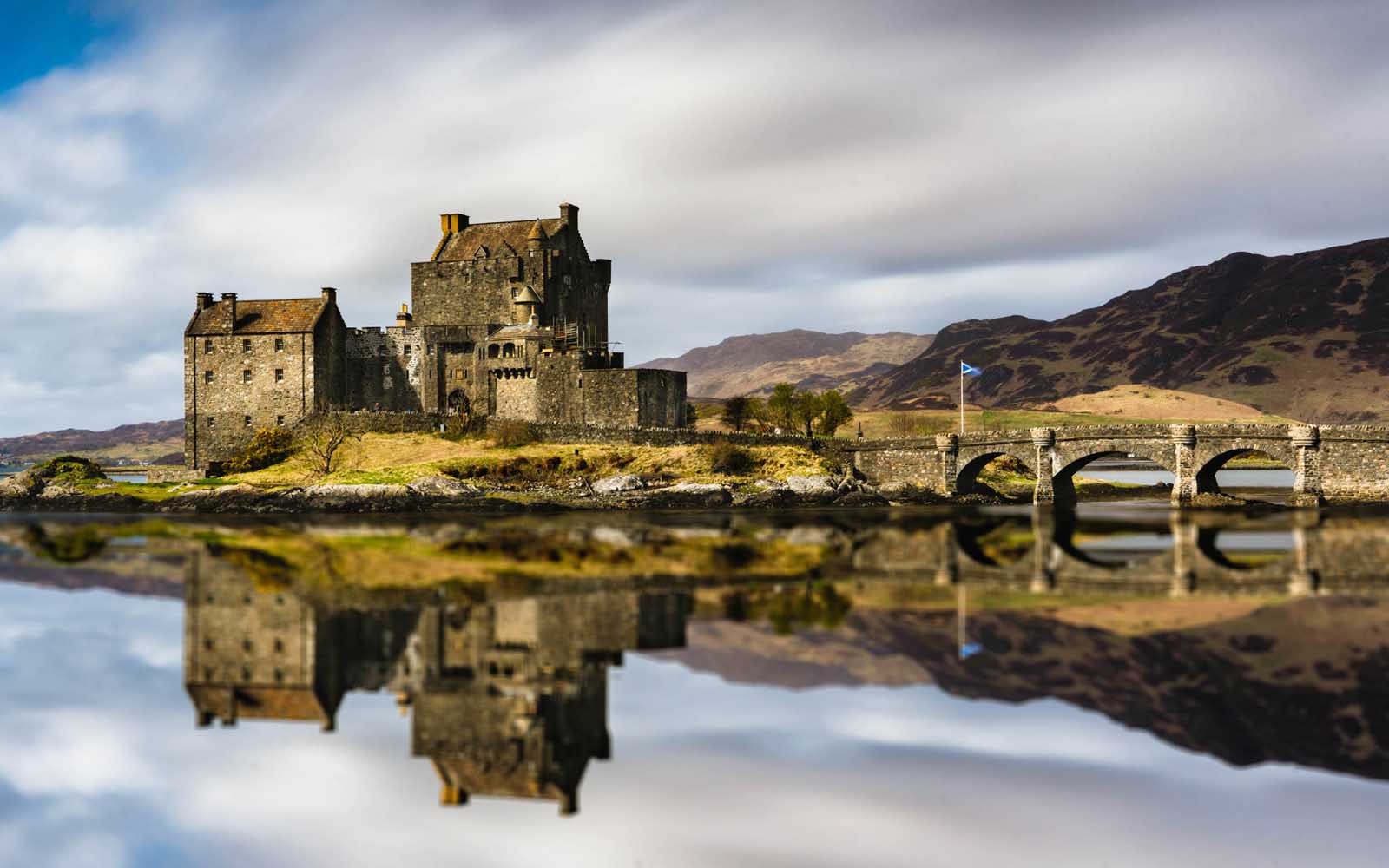 north coast 500 eilean donan castle 