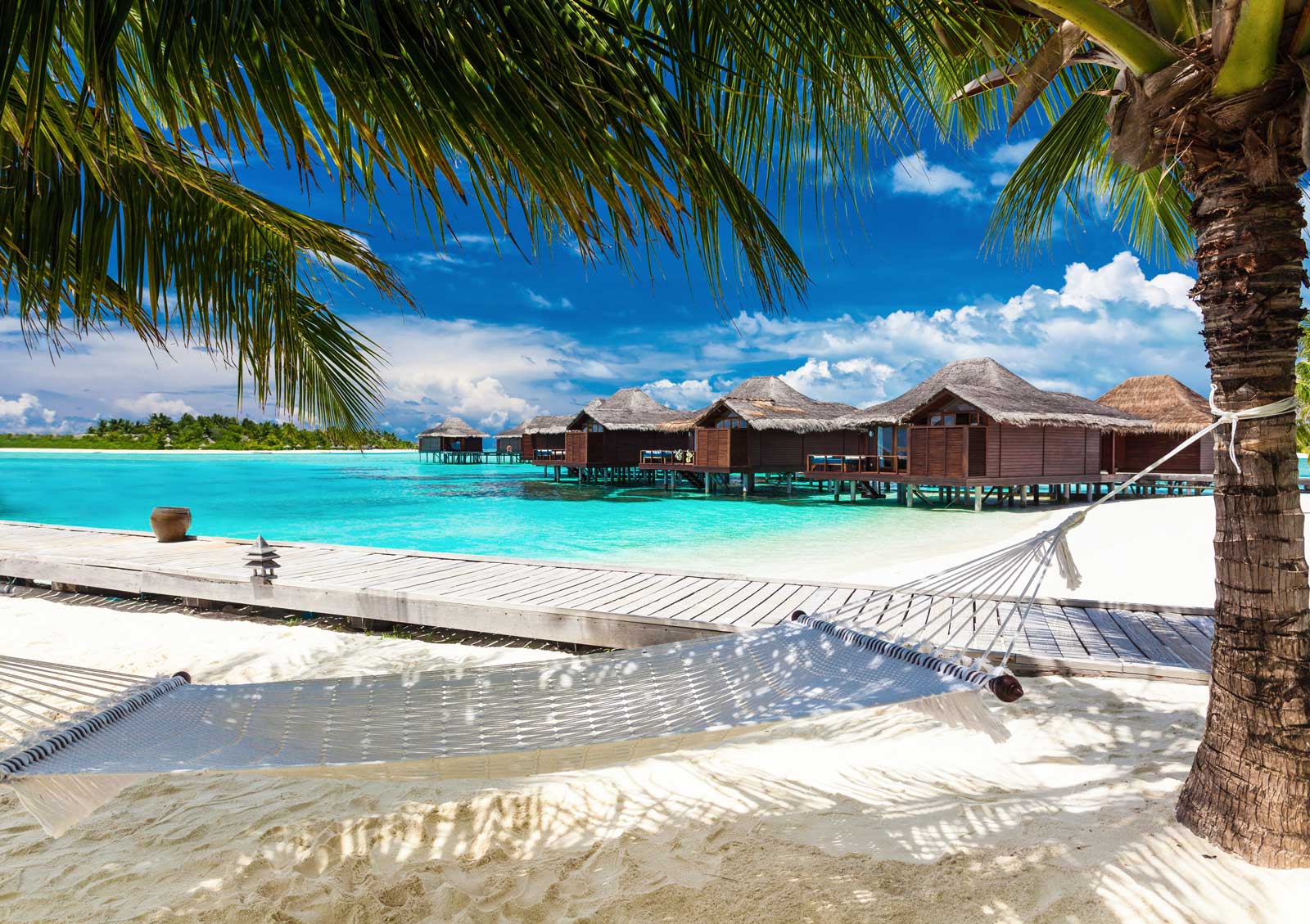 15 Best Overwater Bungalows In The Caribbean In 2023 – TravellyClub