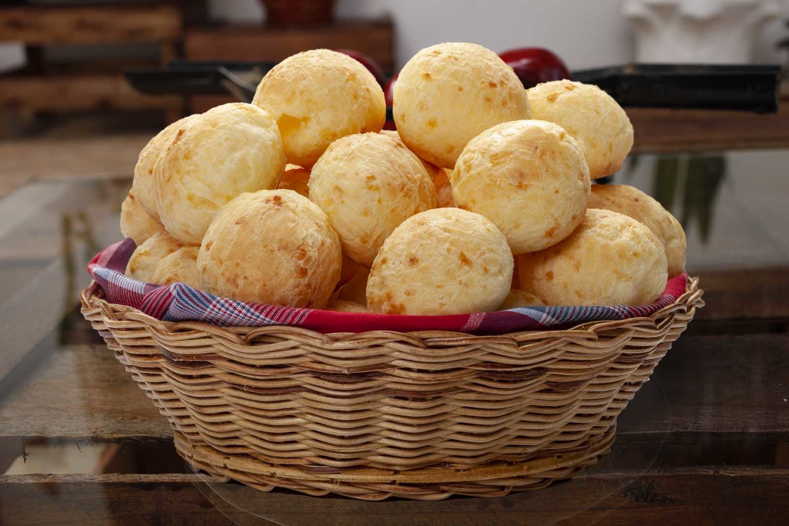 Best Brazilian Food Pao de Queijo