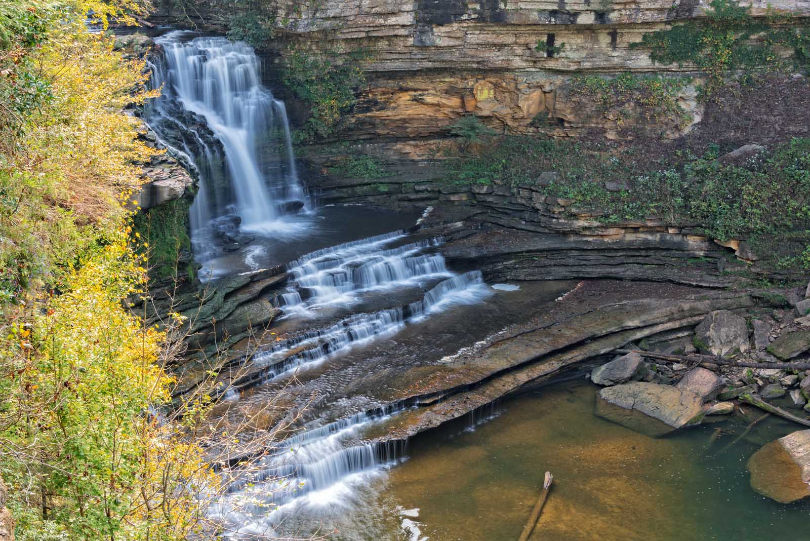 Best Hikes near Nashville Cummins Falls Trail