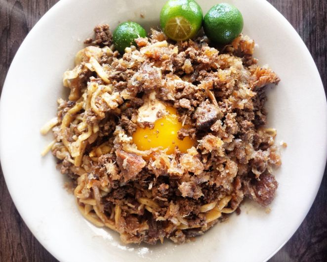 Pancit Batil Patong photo by Josiphine Tagudin