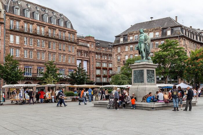 Place Kleber in Strasbourg by JoachimKohler-HB via Wikimedia cc