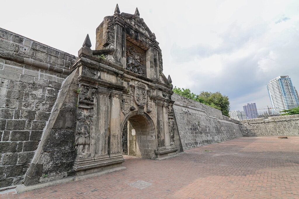 The Gate of Fort Santiago by Jorge Lascar via Wikimedia cc