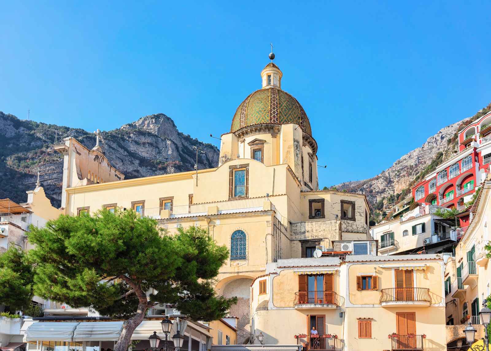 Best things to do in positano Santa Maria Assunta